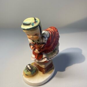 Vintage Japan Little Miss Muffin Nursery Rhyme Series Figurine